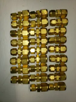 REDUCING COUPLING TUBE