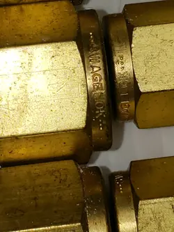 TUBE REDUCING