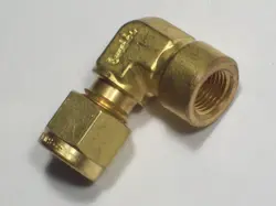 1 - SWAGELOK BRASS ELBOW CONNECTOR, 1/4
