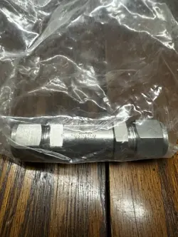 SS-8C-1 1/2”