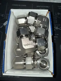 3/4” SWAGELOK SS -1210-9 316L 90 ELBOW COMPRESSION UNION TUBE COMP QTY 12 EACH 