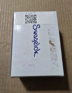 LOT-25PC SWAGELOK STAINLESS STEEL UNION TUBE FITTING, 3/8
