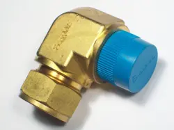 1 - SWAGELOK BRASS ELBOW CONNECTOR, 7/8