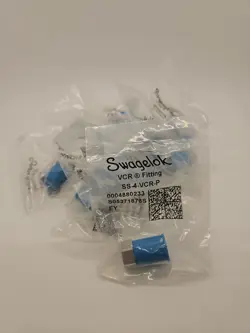 LOT 12- SWAGELOK STAINLESS STEEL VCR FACE SEAL FITTING, 1/4