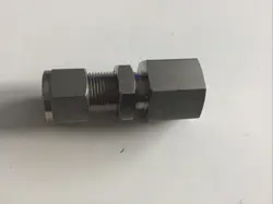 SWAGELOK SS-810-71-8