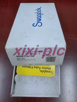 SS-8M0-1-2 STAINLESS STEEL