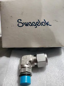 CNG SWAGELOK  FITTINGS