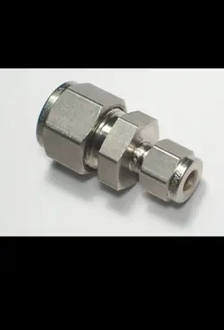  SWAGELOK REDUCING UNION FITTING, 1/2