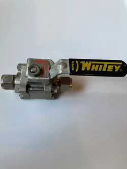 WHITEY(SWAGELOK) 1/2 BALL VALVE SS-63ES8