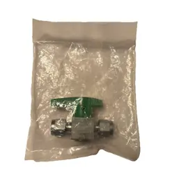 SWAGELOK SS-4P4T / SS4P4T (NEW IN BOX)