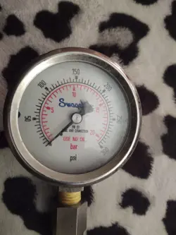 USED SWAGELOK PRESSURE