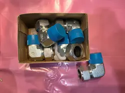QTY 5  SWAGELOK CARBON STEEL ELBOW  1