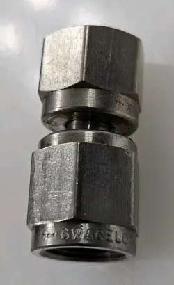 FEMALE TUBE ADAPTER