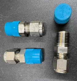 X3 SWAGELOK SS-400-1-4 STAINLESS STEEL 1/4” TUBE X 1/4” MNPT STRAIGHT CONNECTOR