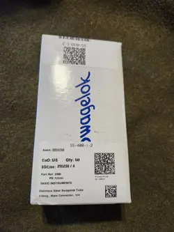 SWAGELOK SS-400-1-2 MALE CONNECTOR (LOT OF 50)