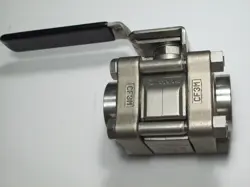 1- SWAGELOK STAINLESS STEEL 3-PIECE 60 SERIES BALL VALVE, 1
