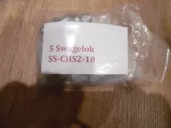 ONE SS-CHS2-10 SWAGELOK CV 10 PSI CRACKING PREASSURE (5 AVALABLE)