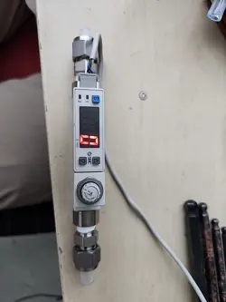 SMC PFM711S-N02-A / PFM711SN02A USED FAST SHIPPING 24VDC 2-100L/MIN + SWAGELOK