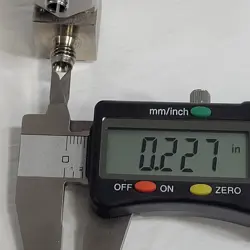 QUARTER TURN PLUG