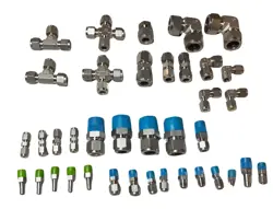 LARGE LOT OF SWAGELOK & CAJON 316 ELBOW FITTINGS, TEES, CROSSES & VARIOUS PIECES