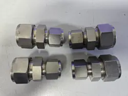 4-SWAGELOK REDUCING UNION FITTING, 1/2