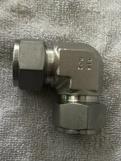 TUBE UNION ELBOW