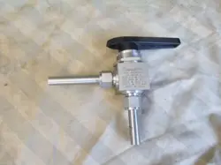 SWAGELOK SS-45S8-A MANUAL STAINLESS BALL VALVE 3/8IN TUBE