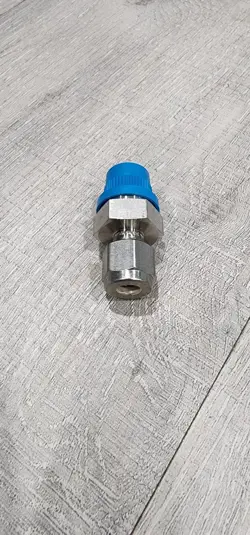 SWAGELOK SS-400-1-RS