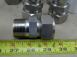 (6) SWAGELOK STAINLESS TUBE FITTING MALE 1