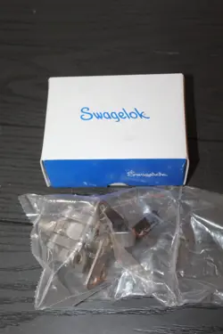 SWAGELOK SS-62XTF4-JL SS NEW