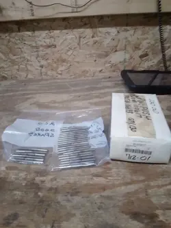 SWAGELOK SS-63TSW12T BOLTS