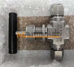 ONE NEW SWAGELOK SS-18RS8 VALVE