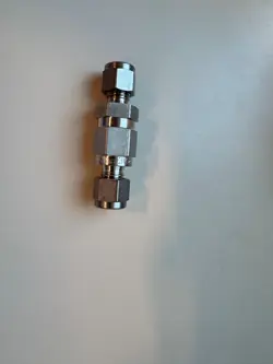 SWAGELOK SS-CHS4-1 STAINLESS STEEL POPPET 6000 PSIG CHECK VALVE