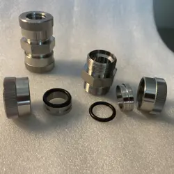 VACUUM COUPLER SS-10-UT-6
