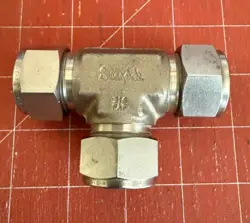 SWAGELOK STAINLESS STEEL UNION TEE 3/4