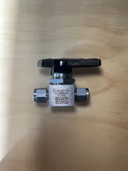 SWAGELOK SS-43GS4 STAINLESS STEEL BALL VALVE