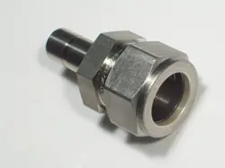 1 - SWAGELOK STAINLESS STEEL TUBE REDUCER, 3/4