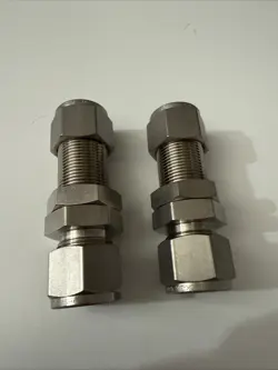 2 - SWAGELOK STAINLESS STEEL BULKHEAD UNION FITTING, 3/4