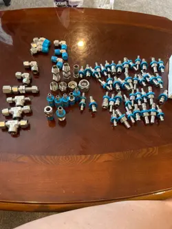 AND CONNECTORS SWAGELOK