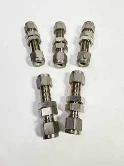QTY-5 SWAGELOK 316 STAINLESS STEEL BULKHEAD UNION FITTING 1/4