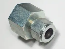 1 - SWAGELOK CARBON STEEL CONNECTOR, 1/2