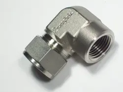 1- SWAGELOK STAINLESS STEEL ELBOW CONNECTOR, 3/4