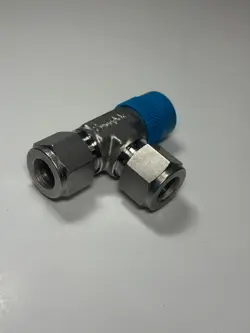 SS-810-3-8TMT 1/2TUBE