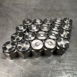 20 LOT SWAGELOK 316SS FRACTIONAL FITTING PLUG 1/8