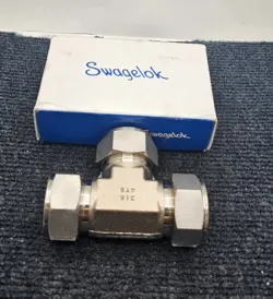 SWAGELOK SS-1610-3 S05388762B STAINLESS STEEL UNION TEE TUBE FITTING