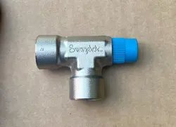 SWAGELOK 1/4