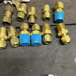 CONNECTORS/ FITTINGS NEW