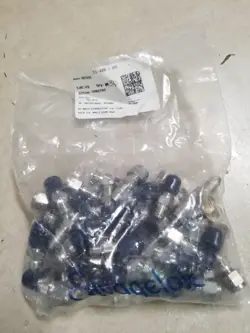 LOT OF 36 - SWAGELOK SS-400-1-4MP STAINLESS STEEL SWAGELOK TUBE FITTING 1/4