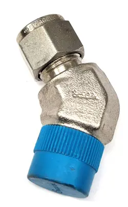 SWAGELOK STAINLESS STEEL 45 ELBOW FITTING, 3/8