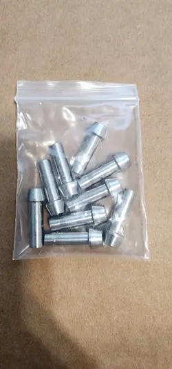 9 PCS SWAGELOK SS-401-PC